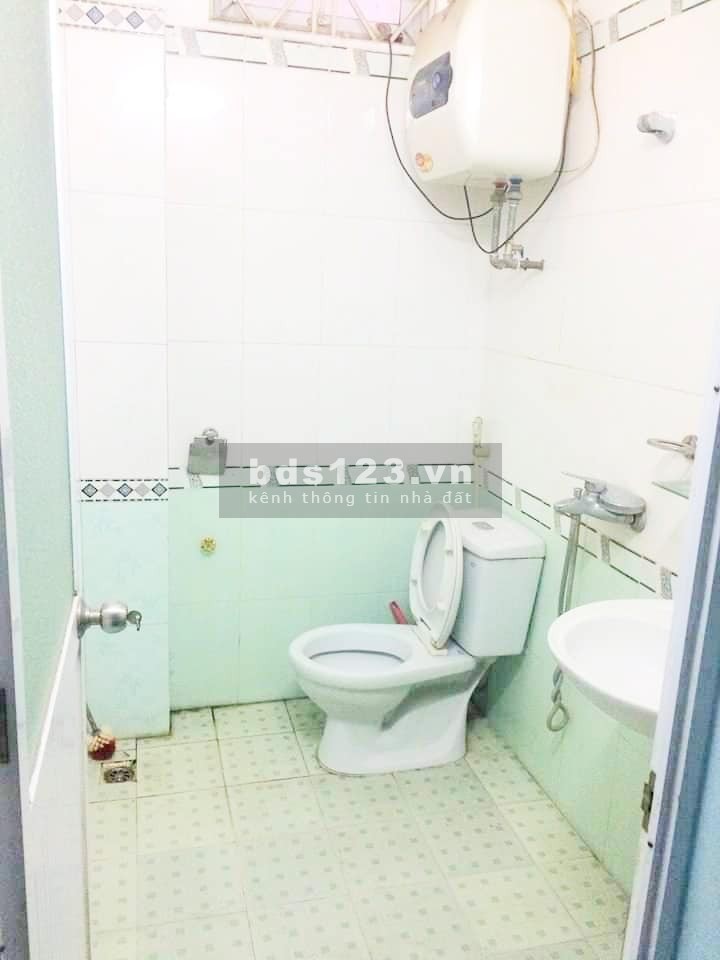 Bán nhà Hoàng Mai, lô góc ngõ rộng dt 40m2, 5 tầng, 6 phòng giá nhỉnh 3 tỷ, lhcc