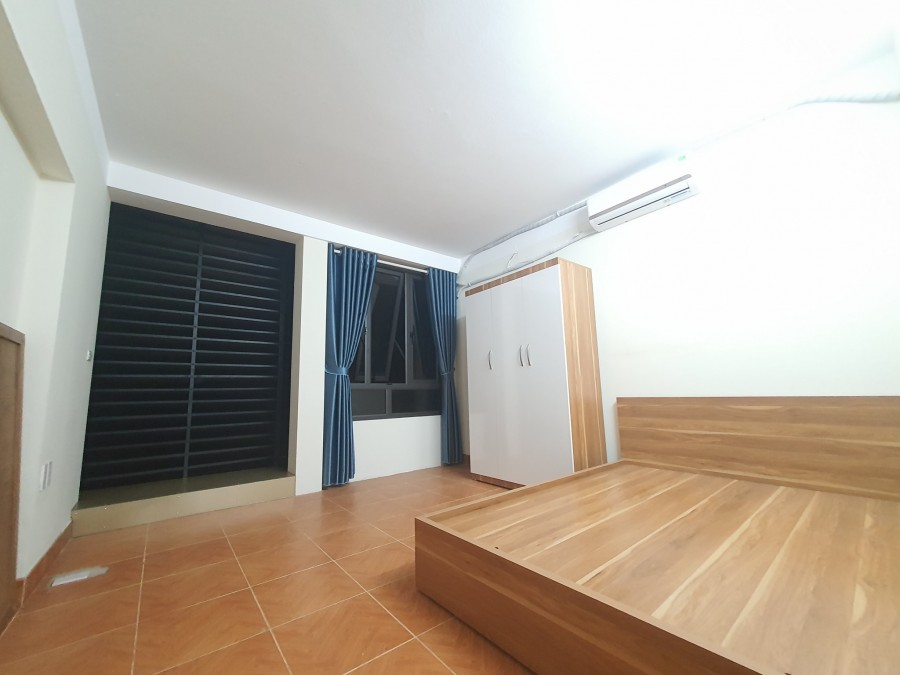 Bán gấp nhà Nguyễn Lương Bằng, Đống Đa 28m 4T MT4 giá 2,5 tỷ.