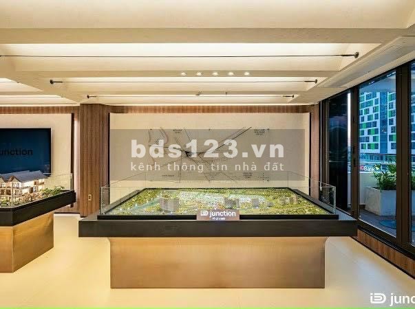 Bán biệt thự ngay nút giao cao tốc view sông giá 55tr/m2. Lh 0789.195.789