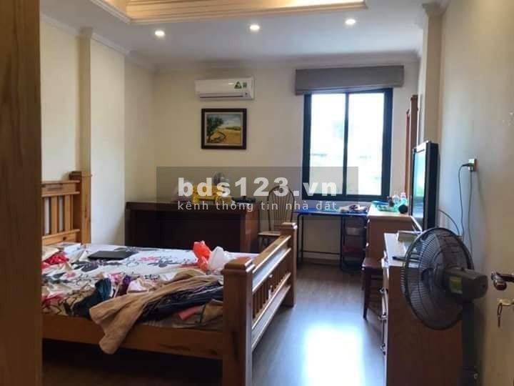 Nguyễn Khánh Toàn, nhà rộng 84m xây 7 tầng, Ô tô, thang máy, 2 mặt thoáng, giá 12.5 tỷ