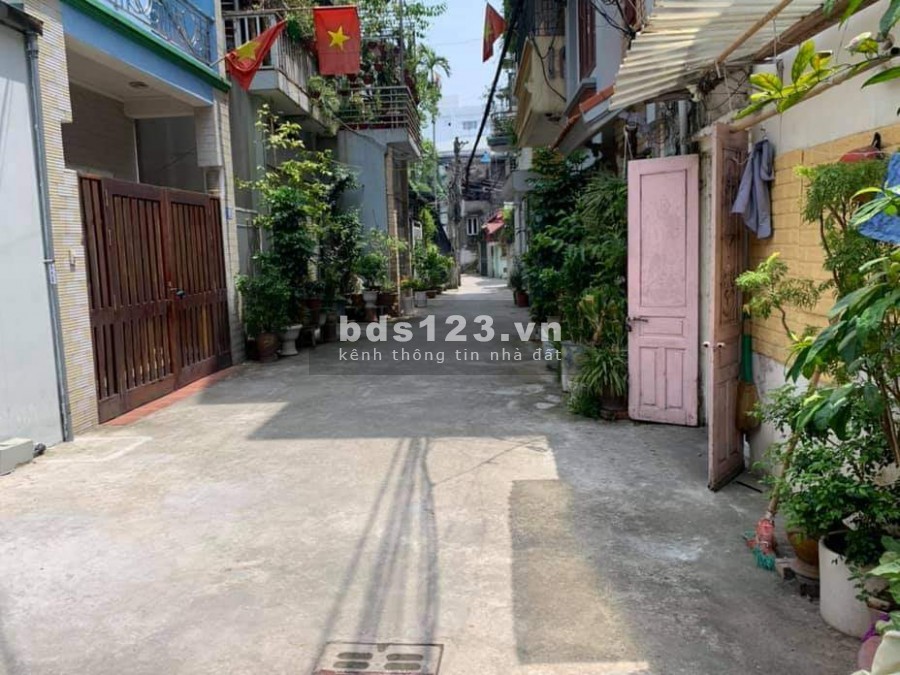 Bán gấp nhà giảm chào 250 triệu, ngõ ô tô Doãn Kế Thiện, 5 tầng, dt 46m2