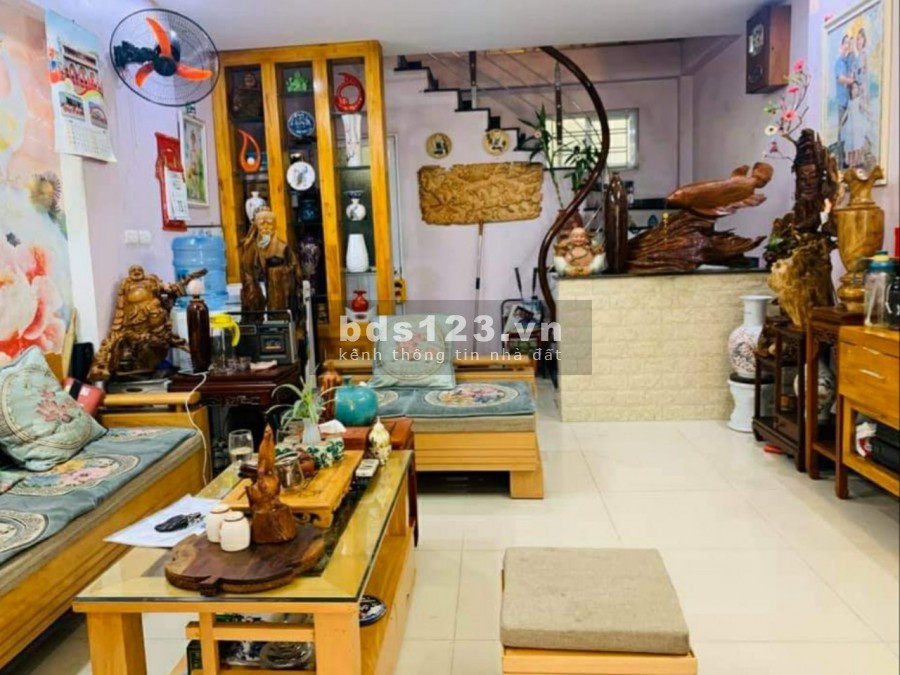 Bán gấp nhà giảm chào 250 triệu, ngõ ô tô Doãn Kế Thiện, 5 tầng, dt 46m2
