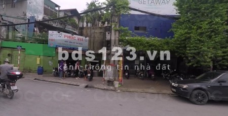 Bán Nhà Cổ Nhuế DT 30m2 x5 tầng, cách oto tránh nhau 10m giá 2.9 tỷ