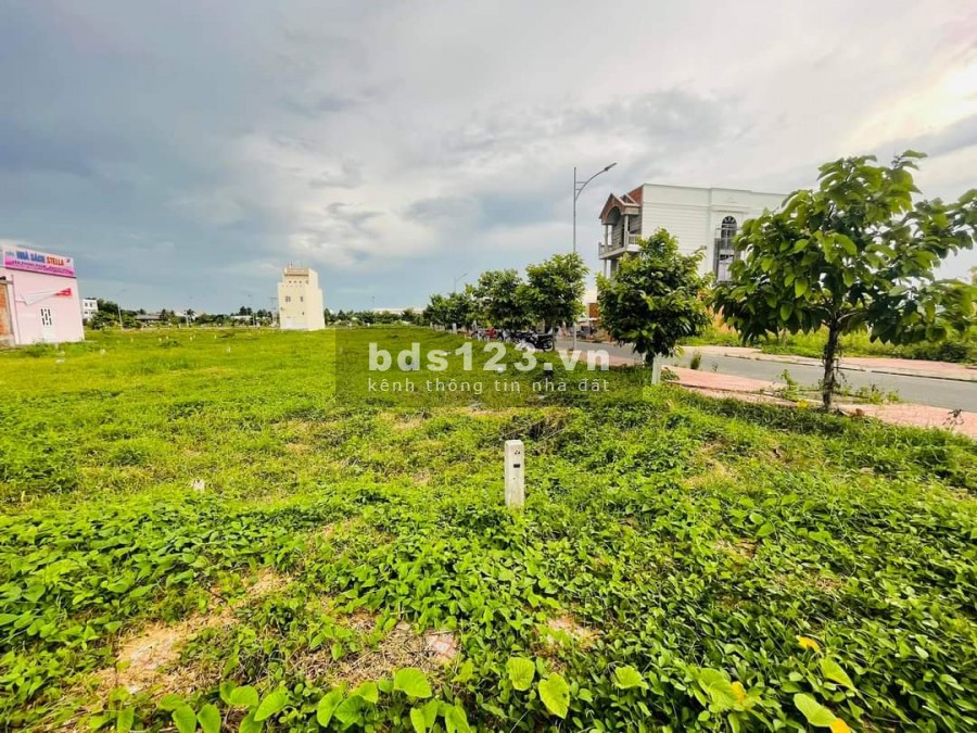 Bán đất nền dự án Stella Mega City, đã có sổ sang tên công chứng ngay trong ngày