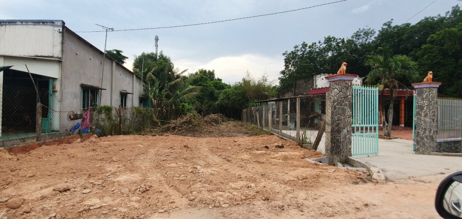 Bán đất tại xã Trung Lập Thượng huyện Củ Chi tp Hồ Chí Minh vui lòng liên hệ 0392456539