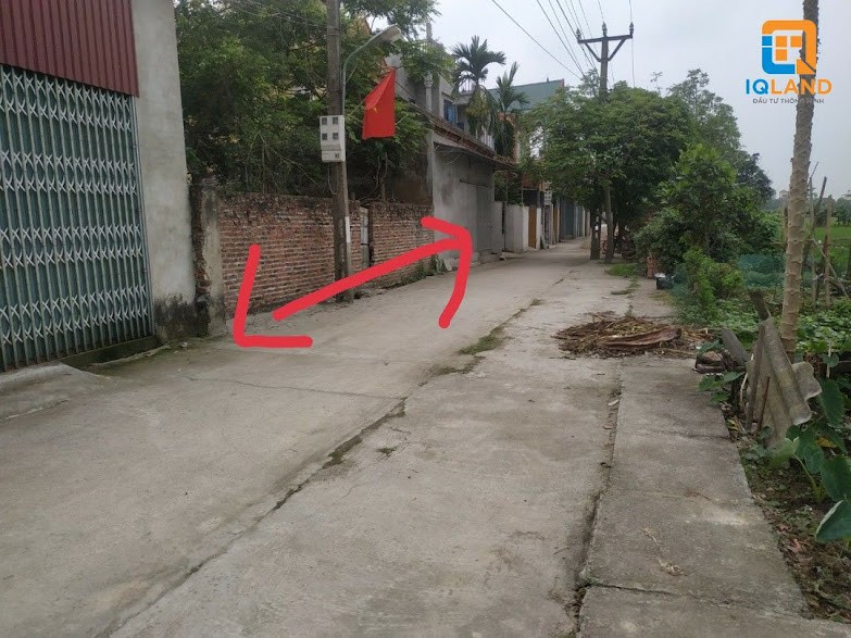 Đất rộng 172m2 Bìa Làng Xuân Bách Quang Tiến Sóc Sơn Đường 5m giá bán 10tr/m