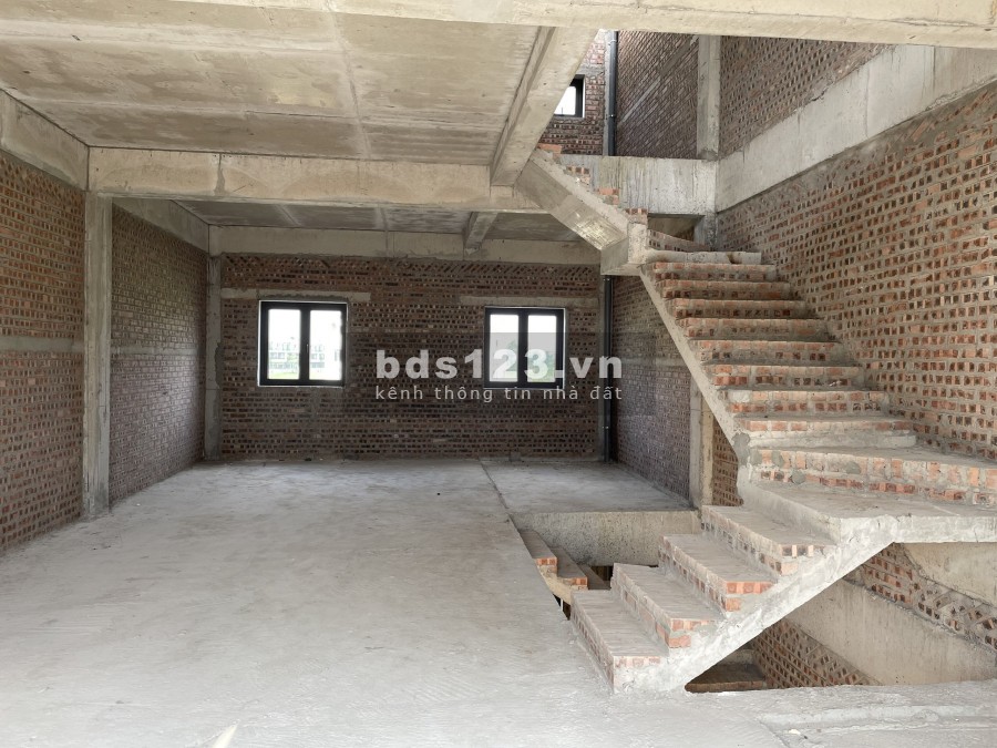 Shophouse 3 tầng 120m2 đường 26m Centa Vsip giá đáy thị trường Từ Sơn