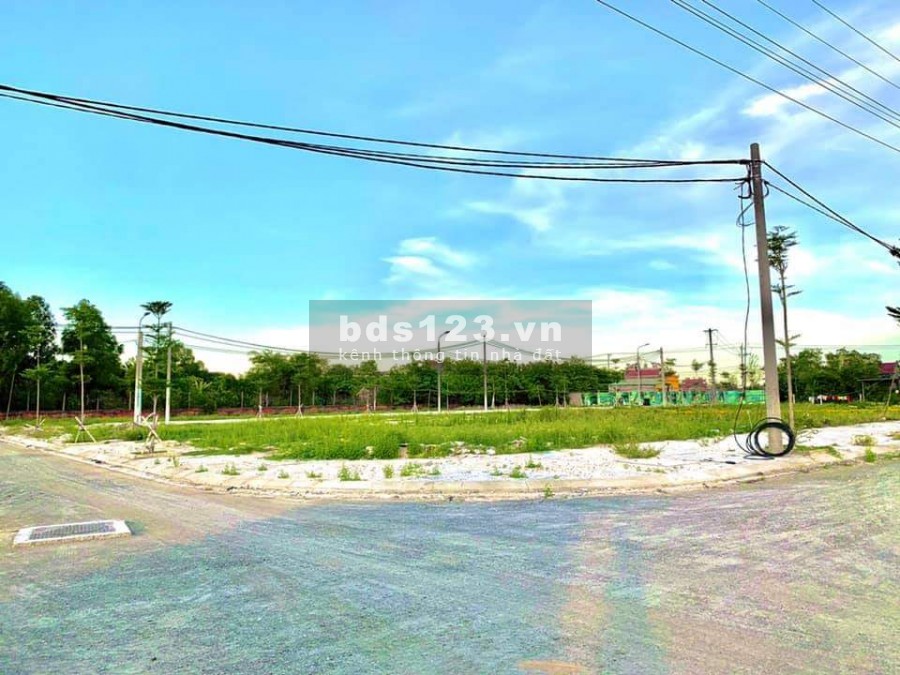 Cần bán lô đất trục đường Võ Như Hưng gần KCN Điện Nan Điện Ngọc, giá tốt