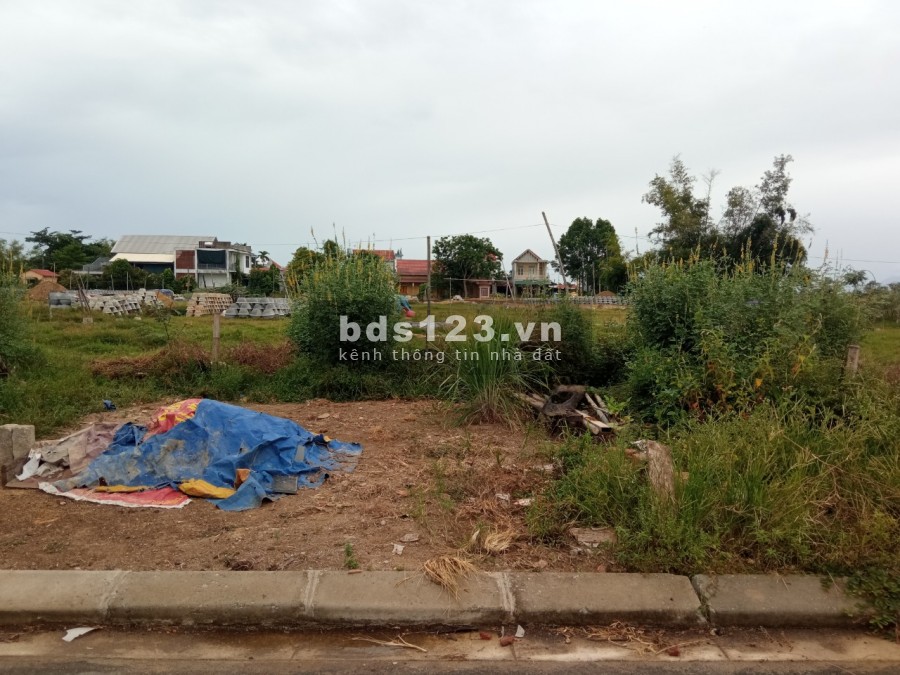 Bán đất 3 mặt thoáng khu dân cư Dạ Lê, Thủy Vân, lh 0367410800