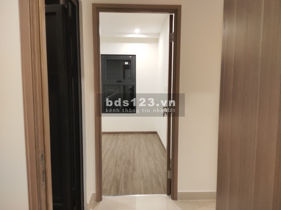 Bán căn hộ chung cư giá rẻ 2.6 tỷ, bao toàn phí, 3 phòng ngủ, 2 wc, cc Vinhomes Smart City