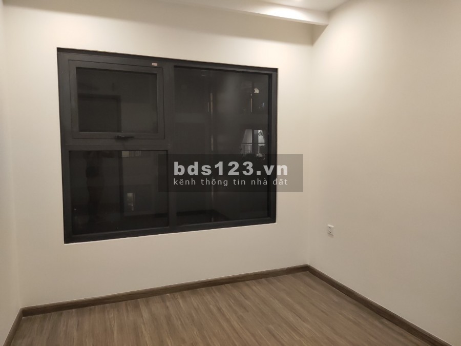 Bán căn hộ chung cư giá rẻ 2.6 tỷ, bao toàn phí, 3 phòng ngủ, 2 wc, cc Vinhomes Smart City