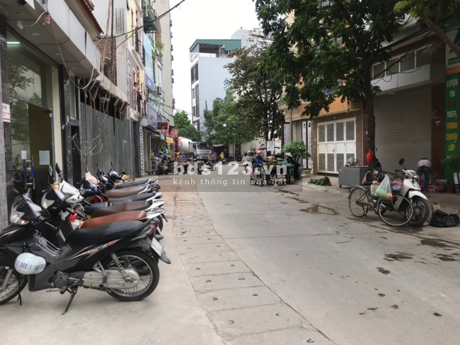 Bán Nhà kim Giang 35M x 4 Tầng, Ngõ 3 Gác 5M ra Đường ô tô tránh. Giá chỉ 3.25 tỷ.