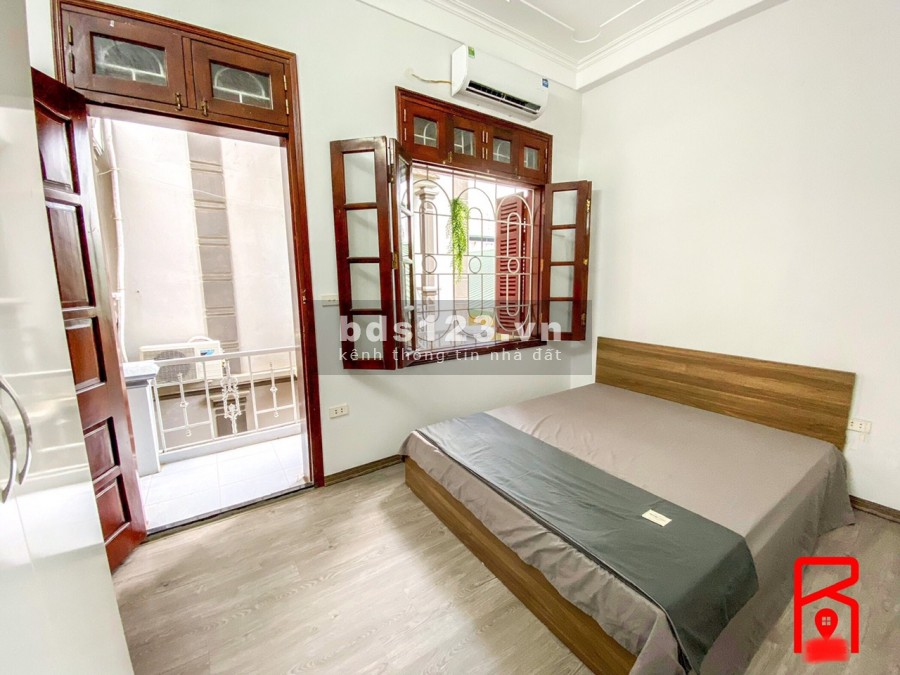 Bán nhà phố Cự Lộc 75m x 5 tầng, lô góc thoáng mát, cho thuê 45tr/tháng. Giá 6,5 tỷ