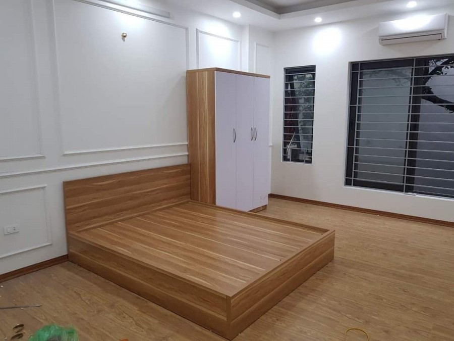 Nhà mới đẹp Hoàng Ngân 45m2, 5 tầng 7 phòng ngủ 3 bước ra ô tô- giá chỉ hơn 4 tỷ