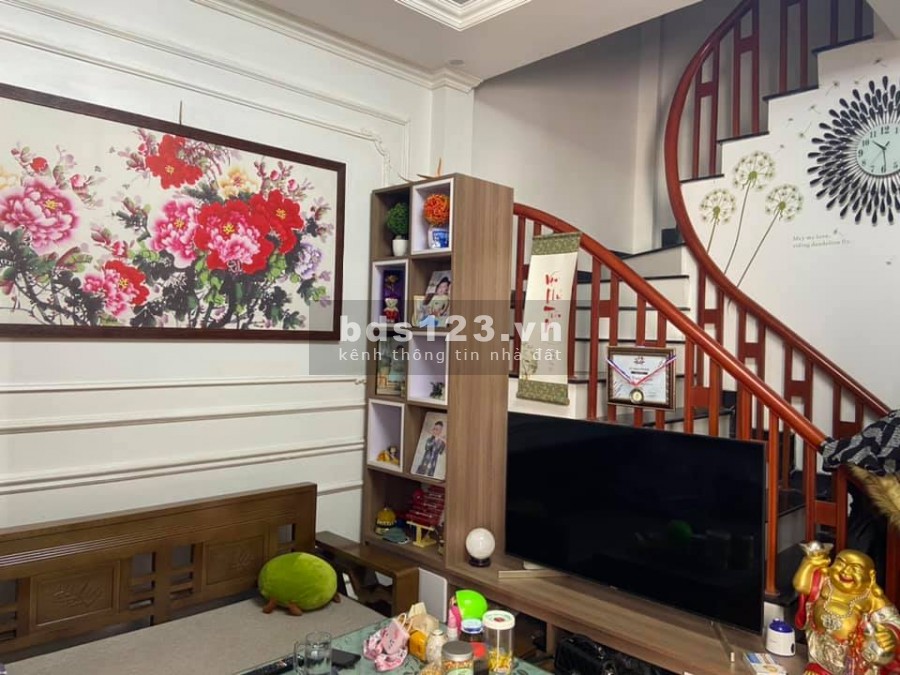 Siêu hiếm bán nhà nguyên căn nhỉnh 3 tỷ hưởng trọn tiện ích Time City, sổ riêng