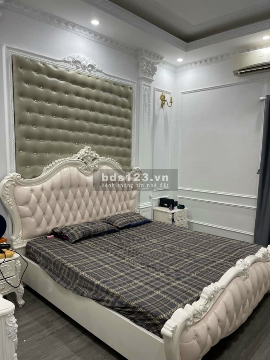 Bán nhà phố Nguyễn Sơn,Quận Long Biên diện tích 43m2, quy hoạch ổn định, dân trí cao