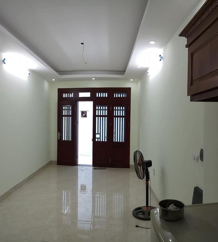 Nhà mới, đẹp, rộng như quán bar giá vỉa hè Mỹ Đình, sổ đỏ trao tay, lh 0364051118