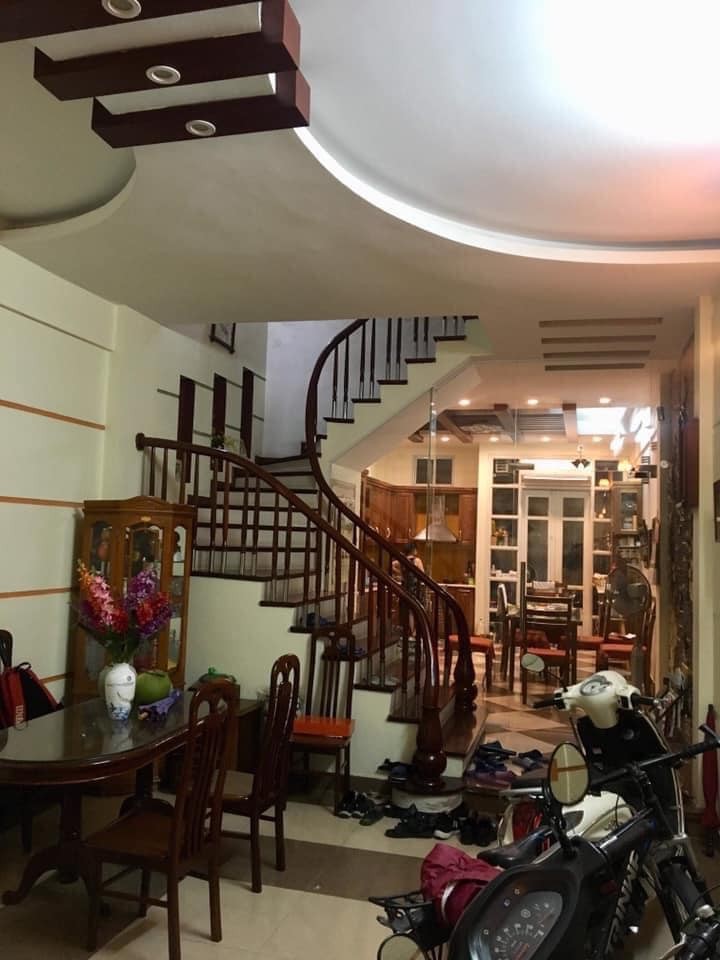 Biệt thự châu Âu, đô thị Định Công, dt 100m2, giá bán 11 tỷ, đầy đủ nội thất