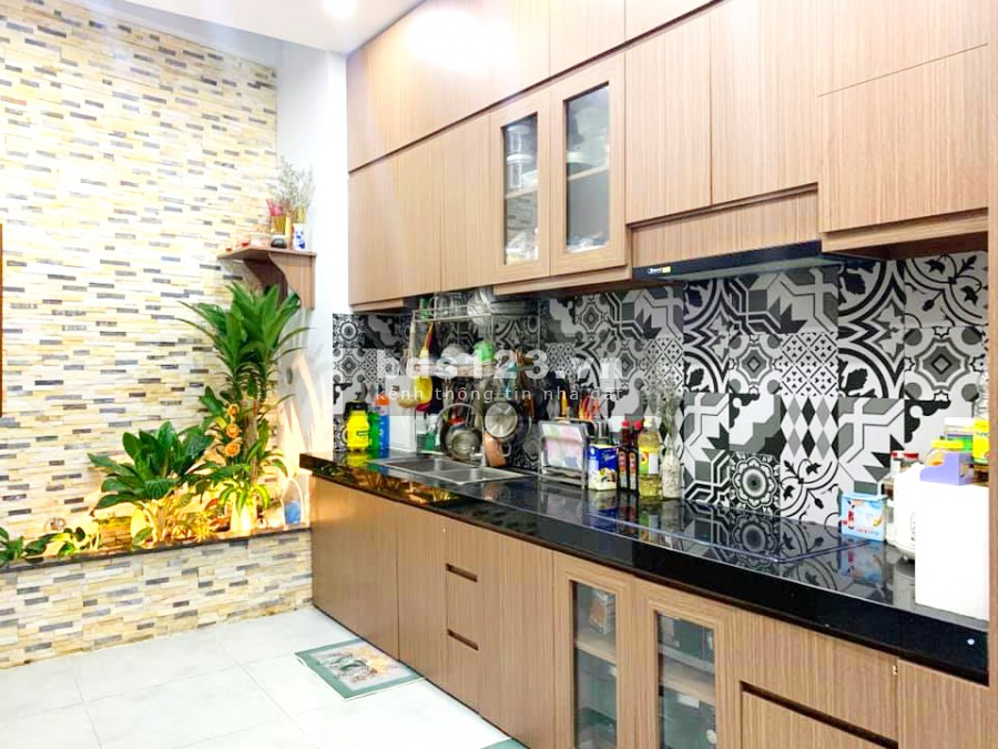 Nhà hẻm xe hơi Bùi Hữu Nghĩa, dt 37m2, ô tô đỗ cửa Bình Thạnh, 4 tầng, giá chỉ 5.5 tỷ