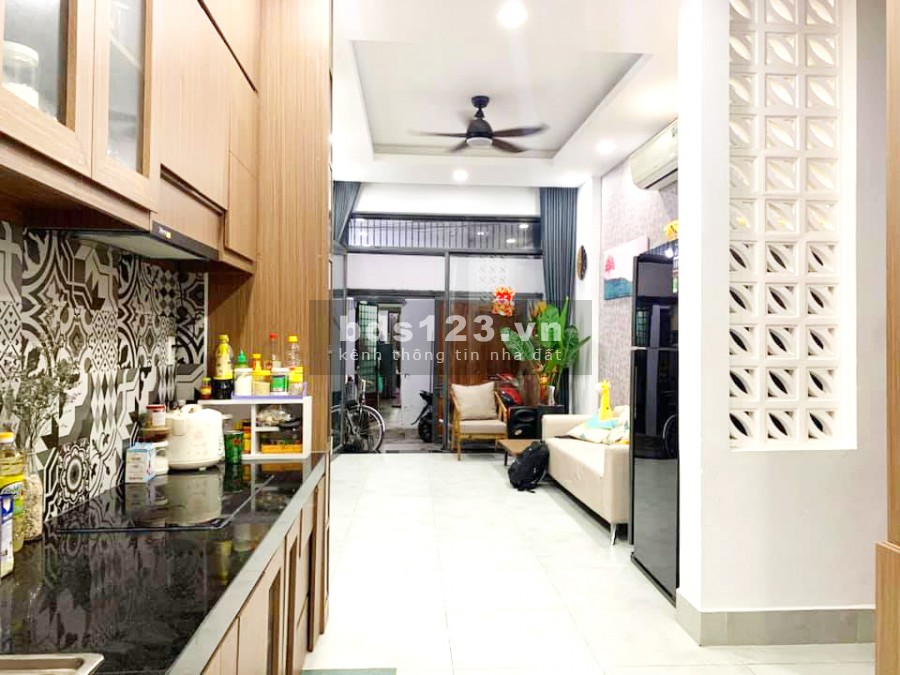 Nhà hẻm xe hơi Bùi Hữu Nghĩa, dt 37m2, ô tô đỗ cửa Bình Thạnh, 4 tầng, giá chỉ 5.5 tỷ