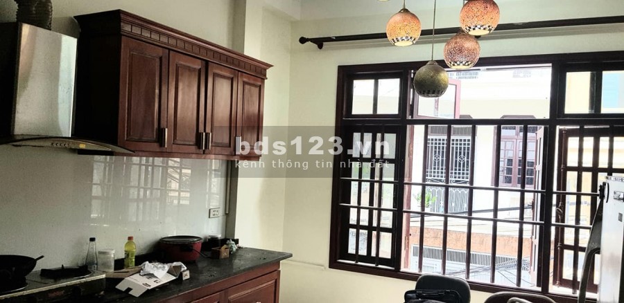 Nhà bán Lương Sử C diện tích sử dụng 69m2 5 tầng mt4.5m chỉ 10.5 tỷ Đống Đa