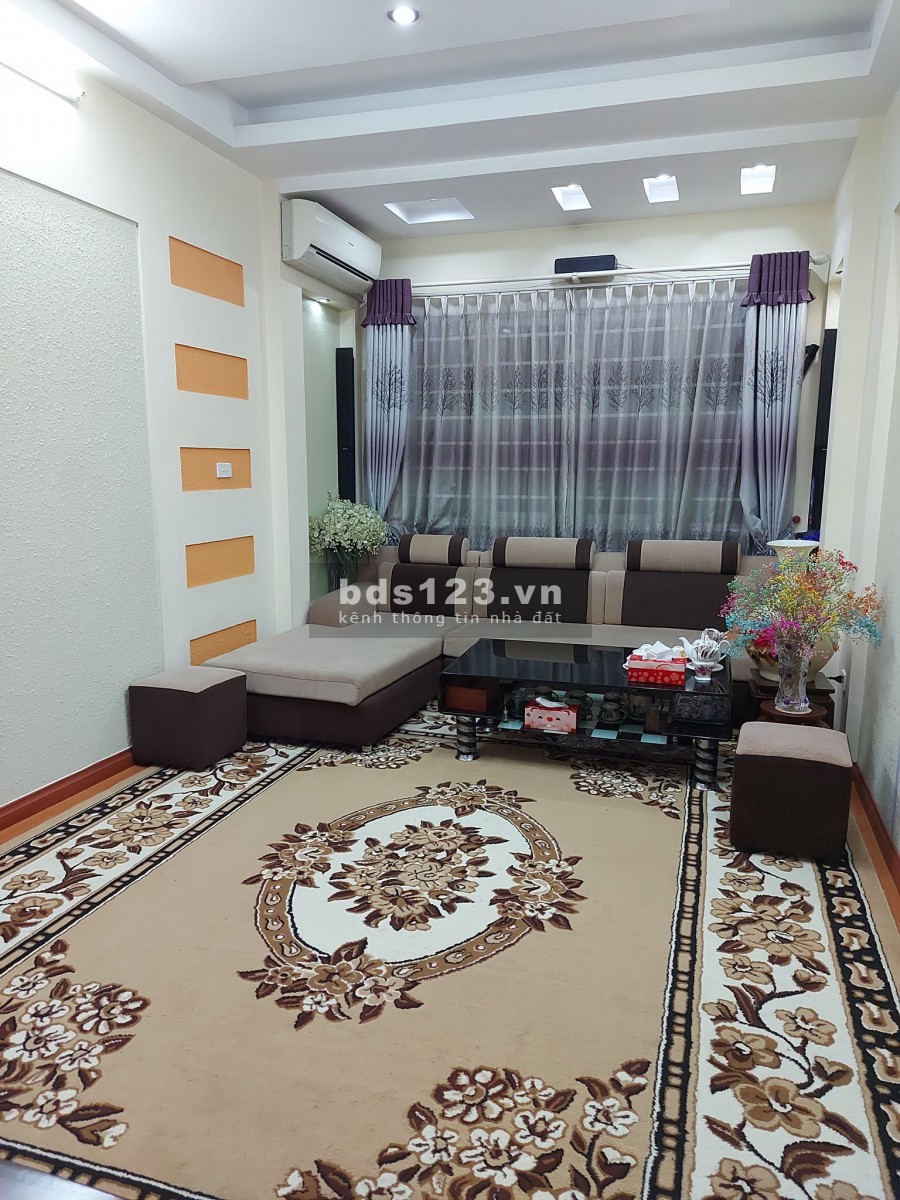 Bán đất Thái Hà ô tô tránh hai thoáng diện tích 44m2, giá bán 5.8 tỷ, thương lượng