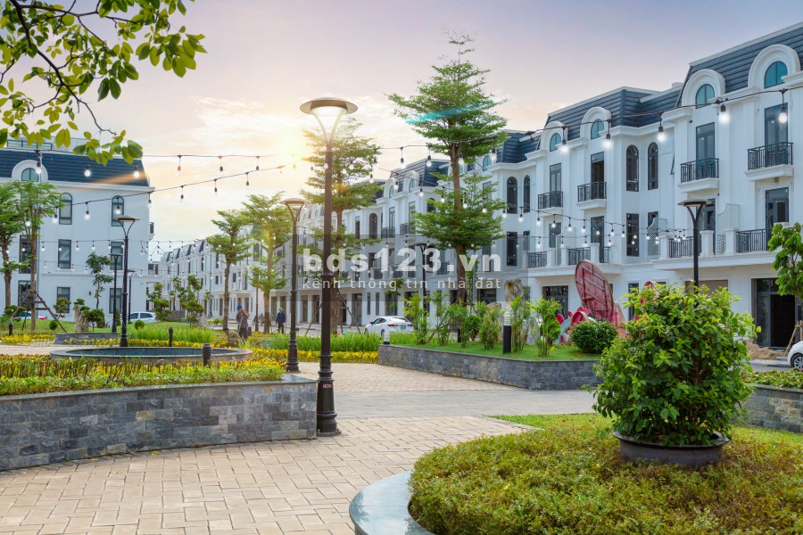 Cần bán nhà biệt thự Tân cổ điểm 3 tầng thành phố Thái Nguyên, chính sách ưu đãi