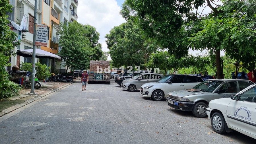 Bán nhà, ô tô tránh, Trần Quang Diệu, Đống Đa, diện tích 43m2, 5 tầng, mt 4m