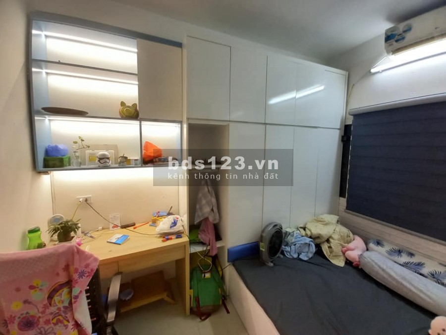 Bán nhà ngõ to như phố, Khuất Duy Tiến, nhà nguyên căn đẹp full nội thất, giá chỉ 1.96 tỷ
