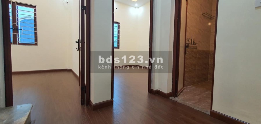 Kim Giang nhà đẹp ở luôn, sát ô tô tránh, 4 tầng diện tích 35m2 giá nhỉnh 3 tỷ