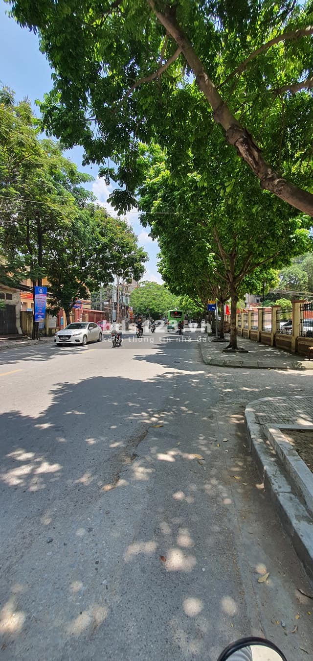 Bán nhà Văn Quán, thuận tiện kinh doanh ngõ thông, xe ra vào tránh nhau, khu dân cư