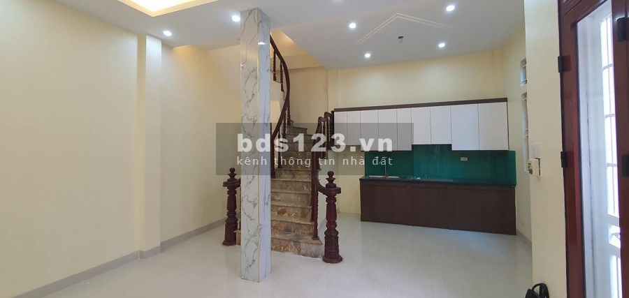 Kim Giang nhà đẹp ở luôn, sát ô tô tránh, 4 tầng diện tích 35m2 giá nhỉnh 3 tỷ