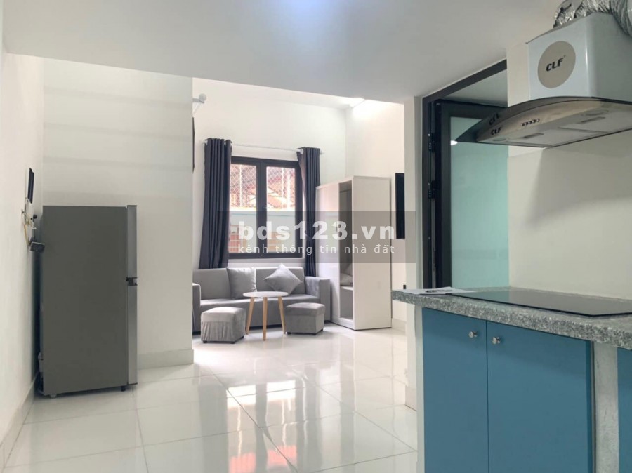 Bán tòa nhà gần phố Võng Thị, Tân Hồ, 80m x 7 tầng thang máy, gồm 12 căn hộ cao cấp cho thuê