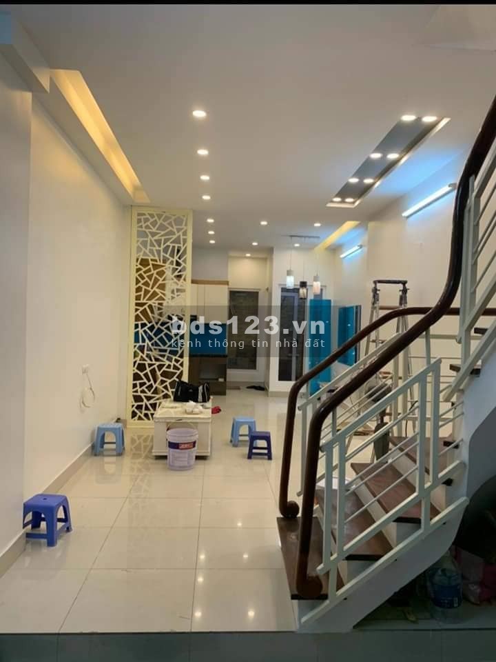 Bán nhà Điện Biên Phủ, Ba Đình, Sát Cột Cờ Hà Nội 25m2, 5T, 4 Tỷ. Sổ đỏ chính chủ.