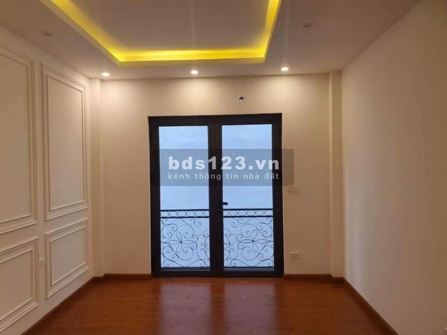 Đẹp rực rỡ, Bán nhà đường mới Tứ Hiệp, Thiết kế sang trọng, 46m2, 5 tầng, chỉ hơn 3 Tỷ