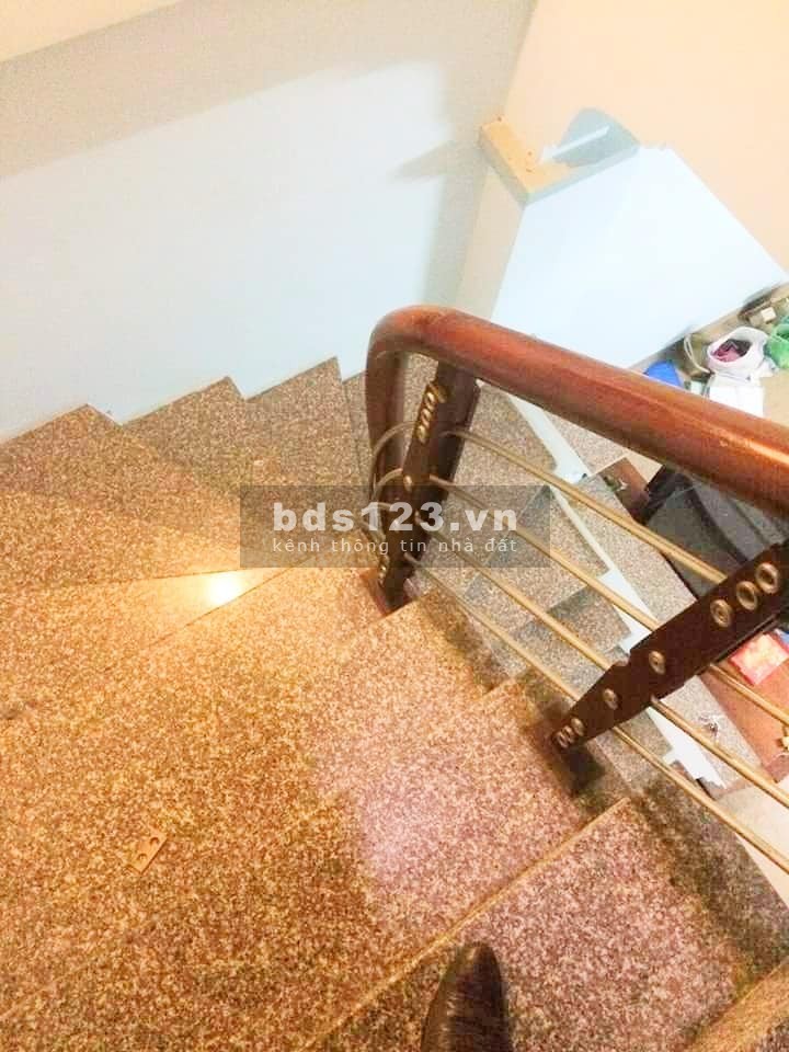 Bán nhà Minh Khai lô góc dân trí cao an ninh tốt, giá bán 3.5 tỷ, sổ chính chủ