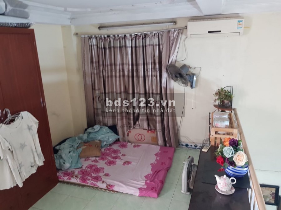 Chỉ 2 tỷ có nhà lô góc 25m2 x 4 tầng gần Ngã 4 Bạch Mai, phố Huế ngõ xe máy tránh, sổ đỏ riêng