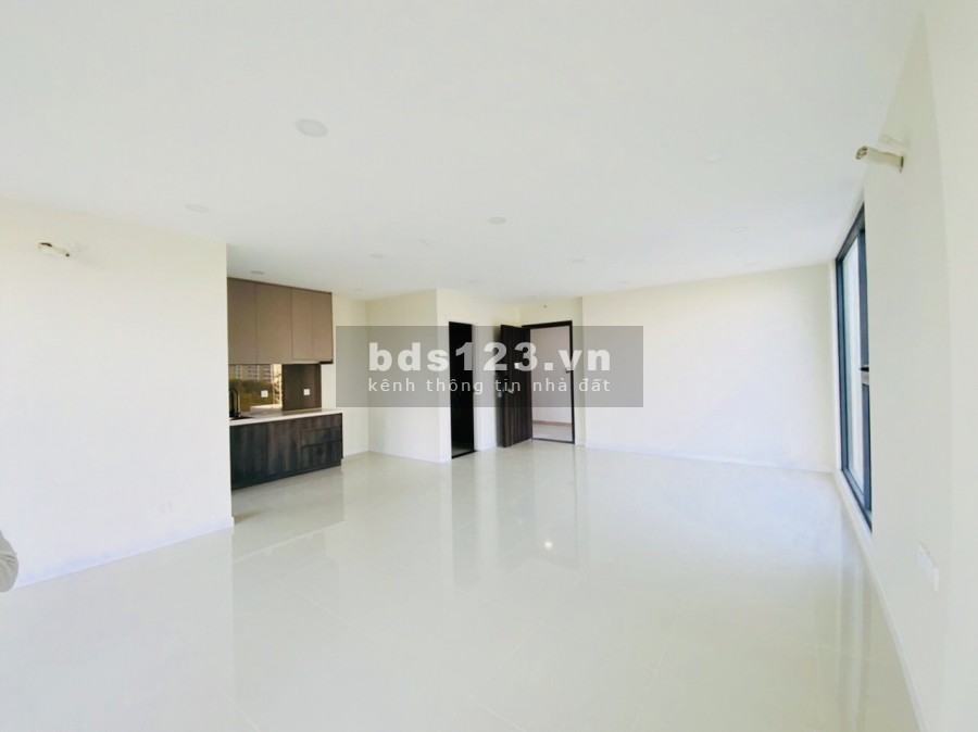 Bán gấp CH Lavida Plus mới 100%, 75m2, 2PN ngay ngã tư Nguyễn Hữu Thọ và Nguyễn Văn Linh