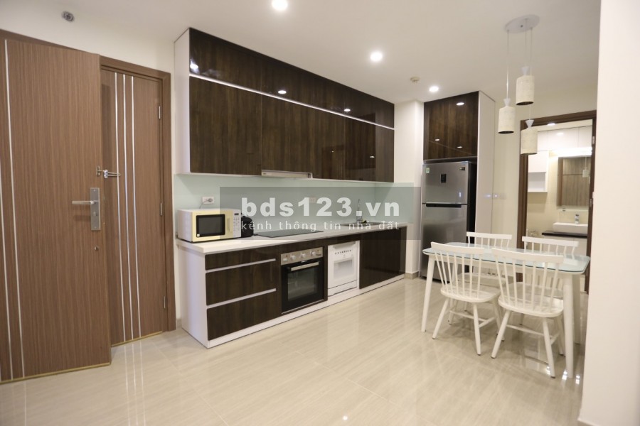 Cho thuê căn hộ tòa L4 Ciputra 58m2- 2PN full đồ. Giá 12 triệu/tháng, ở luôn