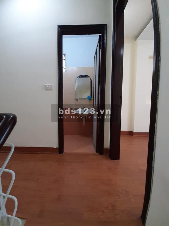 Nhà đẹp ở ngay, Khương Đình, Thanh Xuân, dt 56m,5 tầng, mt 3.8m, giá 4.15 tỷ.