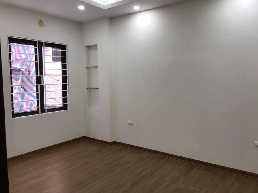 Bán nhà phố Khương Thượng, Đống Đa. Diện tích 55m2*4 tầng, ô tô gửi. Giá Nhỉnh 4.5 tỷ