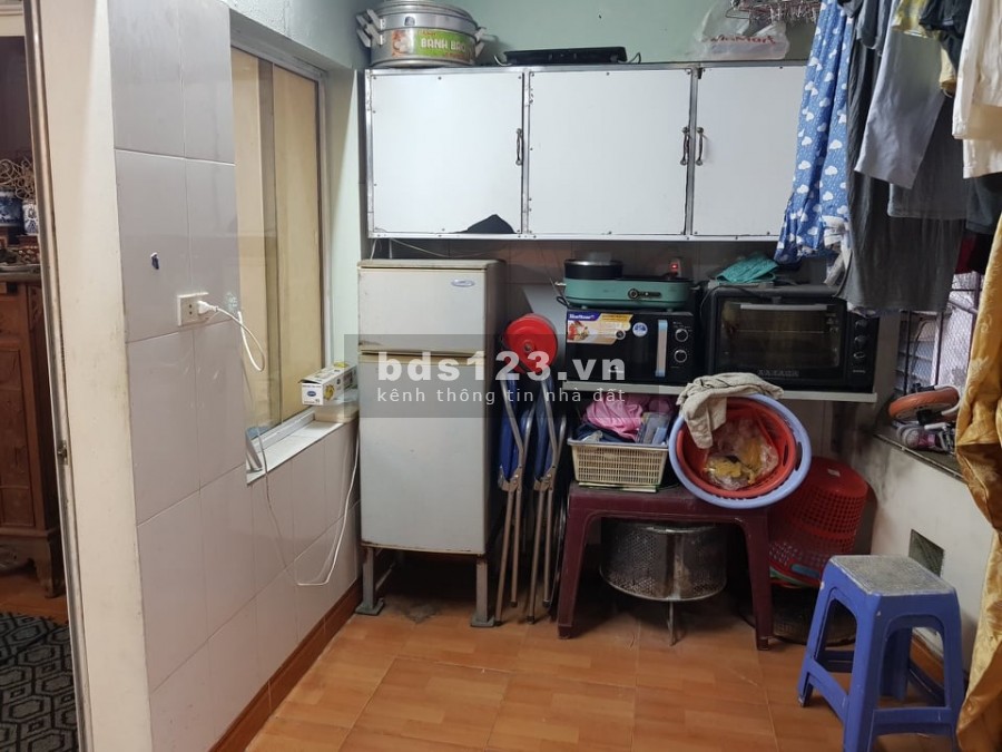 Chỉ 2 tỷ có nhà lô góc 25m2 x 4 tầng gần Ngã 4 Bạch Mai, phố Huế ngõ xe máy tránh, sổ đỏ riêng