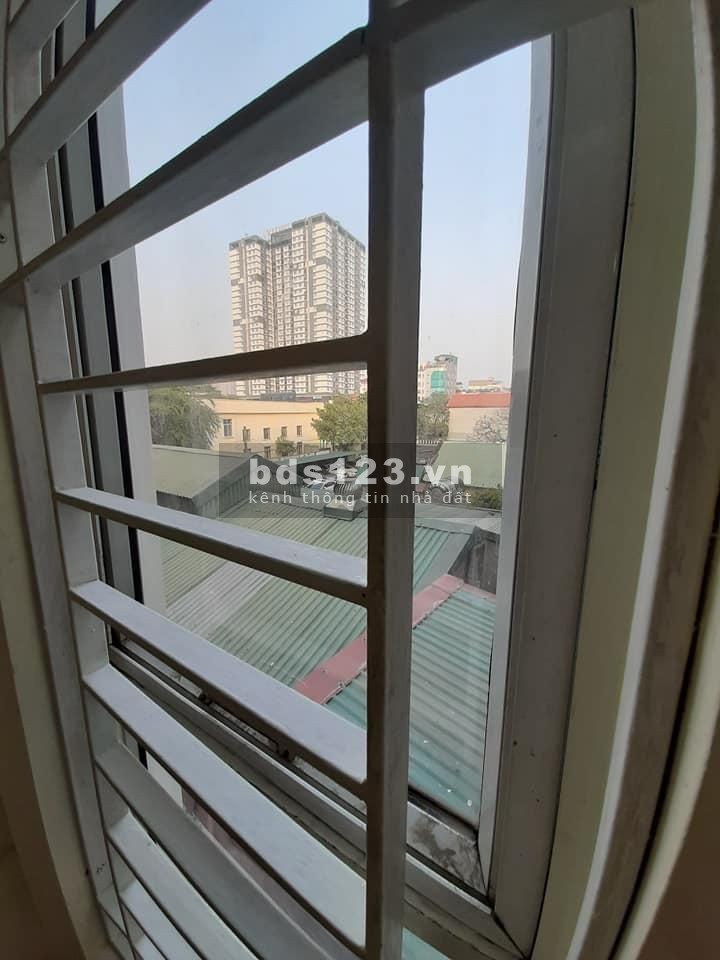 Nhà đẹp ở ngay, Khương Đình, Thanh Xuân, dt 56m,5 tầng, mt 3.8m, giá 4.15 tỷ.