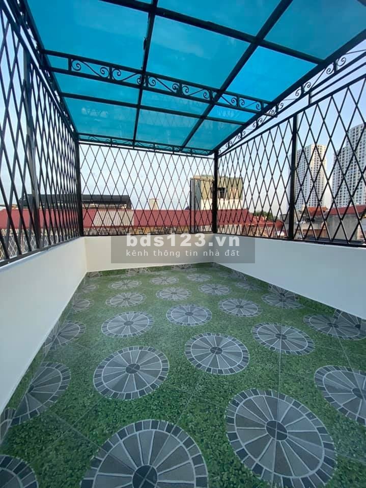 Chủ cần bán phố Vương Thừa Vũ, dt 42m2, vị trí trung tâm Thanh Xuân, phân lô Quân Đội, dân trí cao
