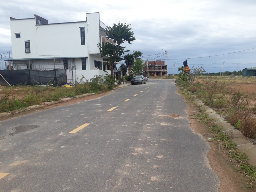 Bán đất khu dân cư Đặng Dung phường 2, thành phố Đông Hà, lh 0935400199