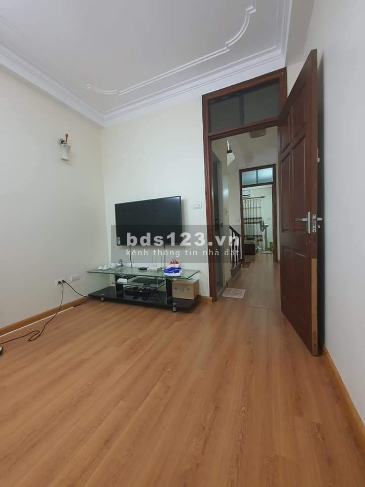 Tôi cần bán nhà 5 tầng tự xây chắc chắn Mỹ Đình, Nam Từ Liêm 33m2, MT 3.1m, chỉ 5.7 tỷ