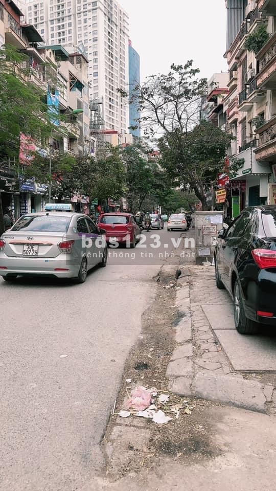 Mặt phố Ba Đình 85m x 5 tầng, kinh doanh, vỉa hè đá bóng, liên hệ 0906098086