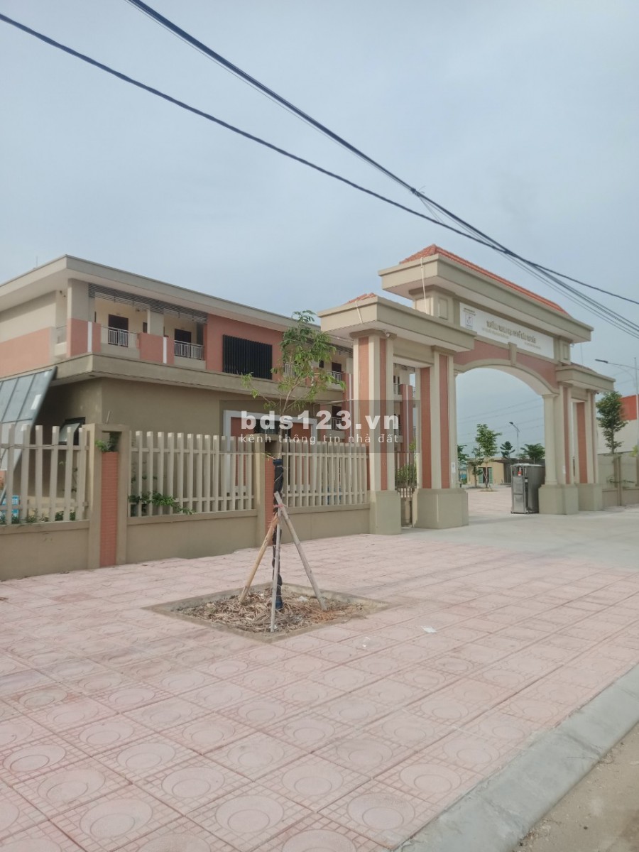 Bán đất mặt đường Quốc lộ 281 Lương Tài, phân lô kinh doanh, dt 172m2, mt 9m, giá 3.495 tỷ