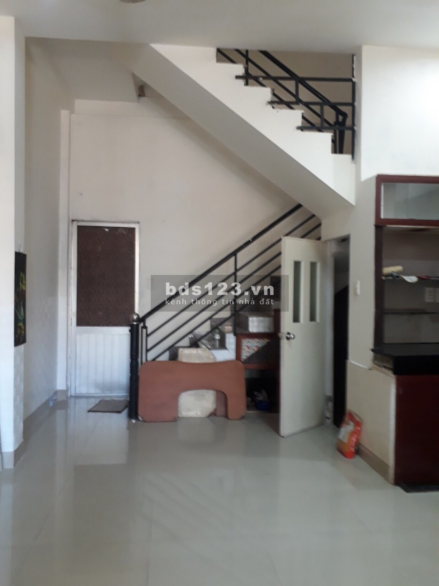 Cho thuê nhà Quận Thủ Đức thích hợp làm văn phòng và ở giá cho thuê 12 triệu/tháng