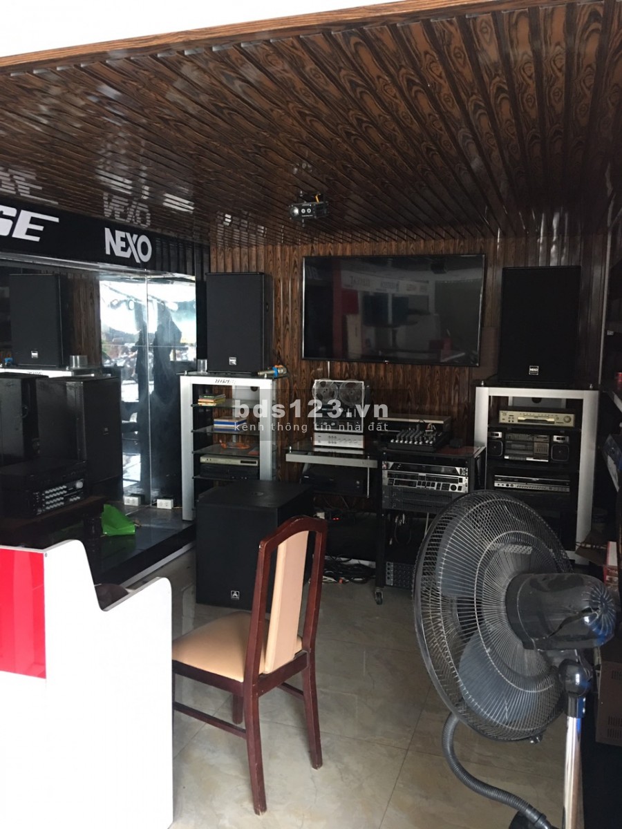 Bán nhà 3 tầng góc 2 mặt tiền số 01 đường Bạch Đằng, p. Phước Tiến, tp. Nha Trang